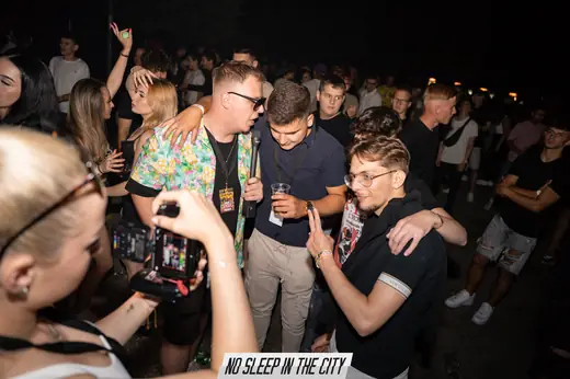 No Sleep galéria kép 42